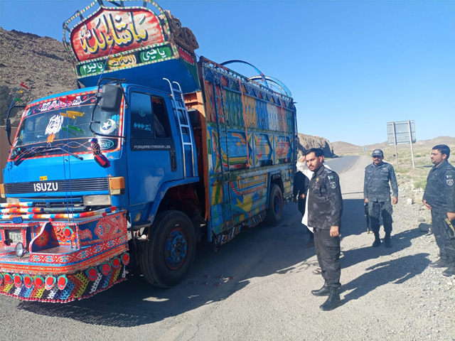 Quetta;  An attempt to smuggle goods worth more than 30 crores failed