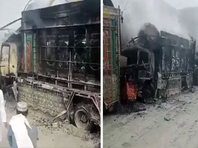 In Ziarat, armed men attacked and set fire to trucks loaded with coal