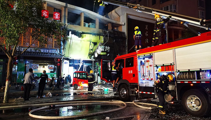 31 people were killed in an explosion in a restaurant in China