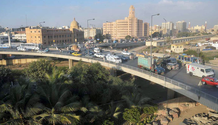 A street light pole fell on Neti Jetty bridge due to strong winds