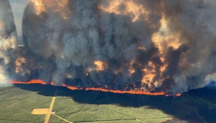 Air pollution in the US from Canadian forest fires