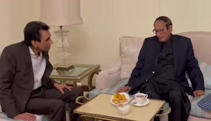 Chaudhry Shujaat has a 35-year association with MQM