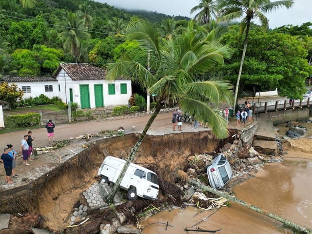 Cyclone wreaks havoc in Brazil; 11 dead and 25 missing