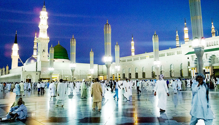 Data of pilgrims arriving at Madinah continues