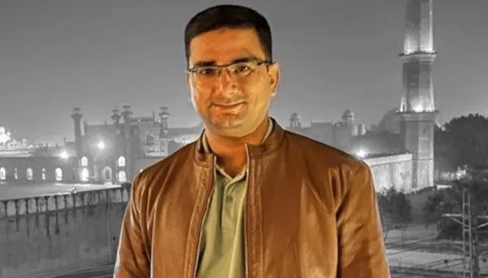 Geo News Executive Producer Zubair Anjum reached home