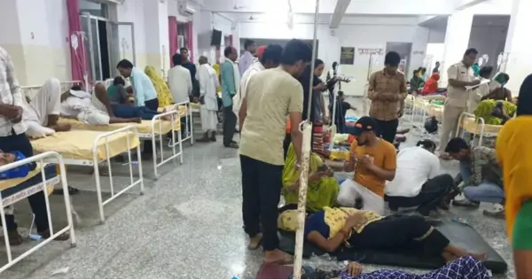 India: The condition of 300 people worsened after eating food in a religious ceremony