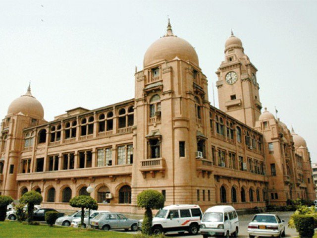 Sindh Government's decision to conduct the mayoral election by show of hands