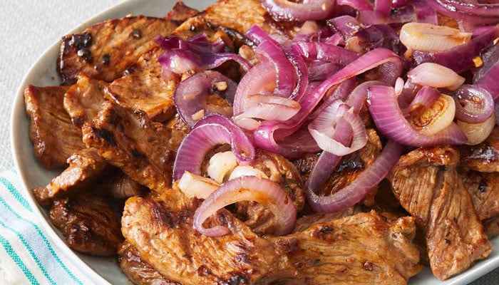 Surprising Benefits of Eating Onions with Meat