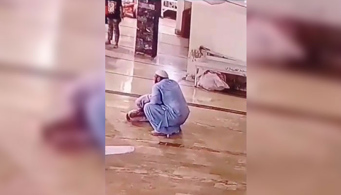 The accused who tortured the child in the mosque was arrested