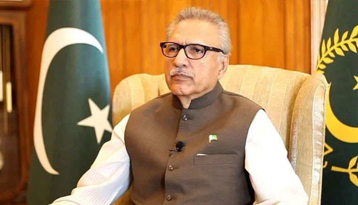 The critics of President Alvi suddenly began to praise him