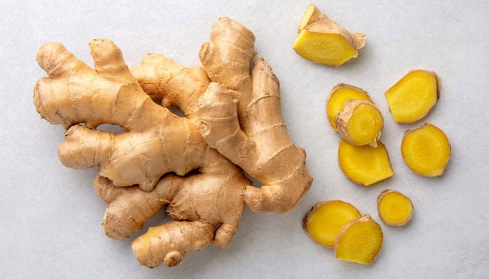 What changes in the body by eating ginger daily for a month?