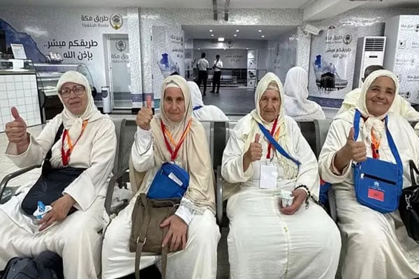 miracle;  After years of waiting, the names of 4 sisters came out together in the Hajj lottery