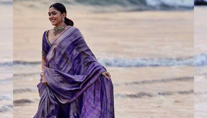 Mrunal Thakur's beautiful seaside pictures Mrunal Thakur's beautiful seaside pictures