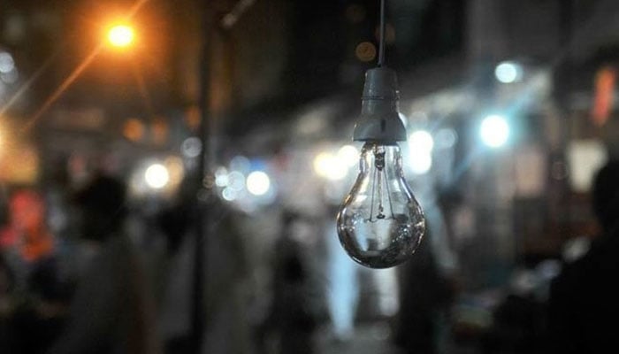 People are worried about extreme heat, load shedding from Karachi to Khyber File photo