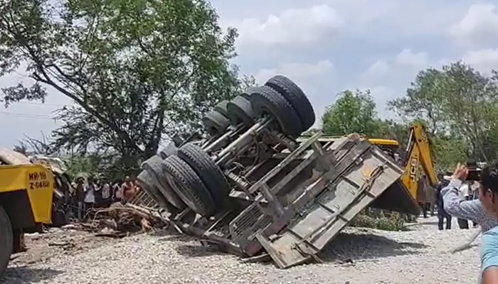 Truck rams into dhaba in Maharashtra, 9 people killed Photo courtesy of Indian Media