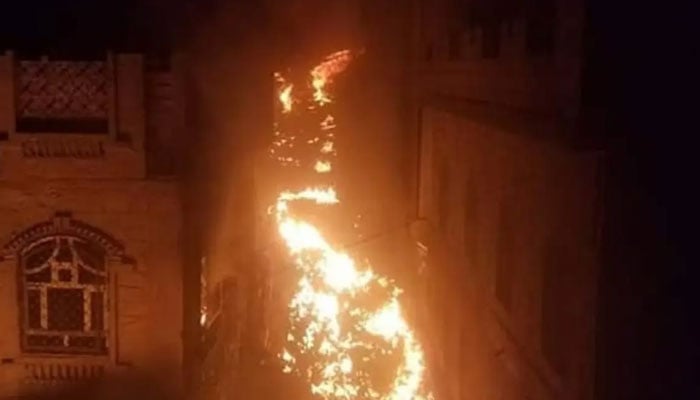 Fire in the warehouse of the company providing services to pilgrims, 2 dead and 6 injured File photo