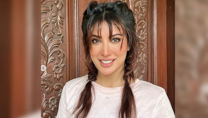 Mehwish Hayat opened a production house in Europe for better portrayal of Muslims