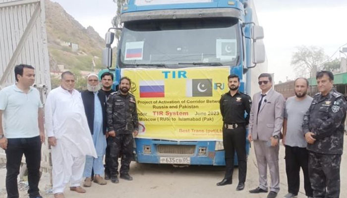 Commercial activities of Pakistan and Russia started by land route Photo: Social Media