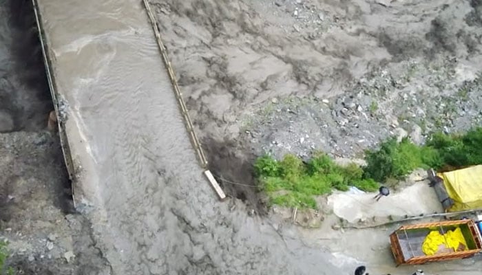 22 people died due to heavy rains and floods in India Thanks Indian media