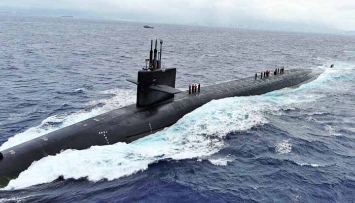 After four decades, an American submarine equipped with nuclear missiles reached South Korea File photo