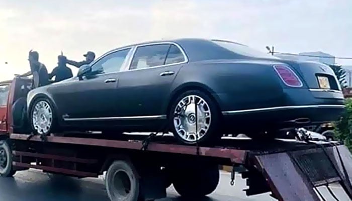 The valuable car stolen from London and exported from Karachi will be handed over to the Bulgarian Embassy According to the British intelligence agency, the car was transferred to Karachi after being stolen from London.