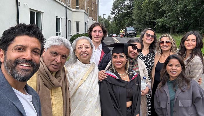 Granddaughter's graduation completed, Shabana Azmi left for a trip to London