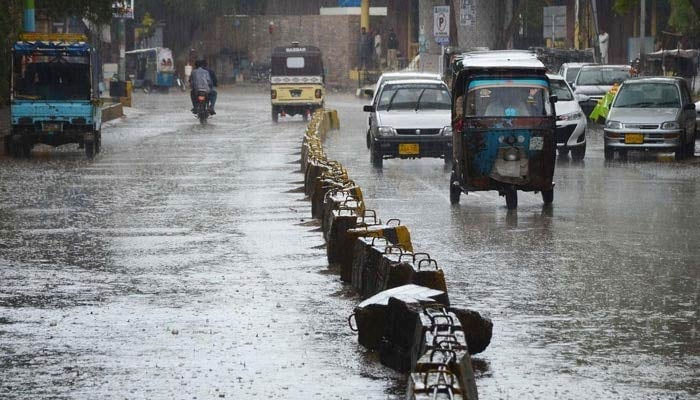 Chance of rain in Karachi today File photo