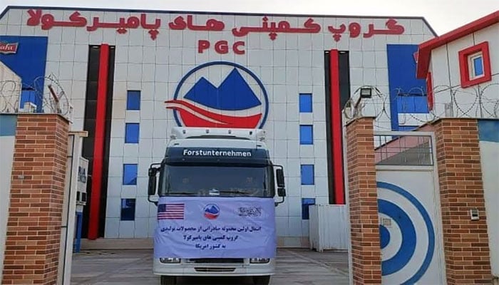 Afghan authorities also send pomegranate juice from Afghanistan to other countries including Pakistan Photo Courtesy: Ariana News, Twitter.