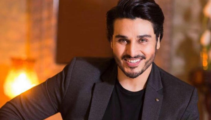 Ahsan Khan fulfilled the wish of a sick fan