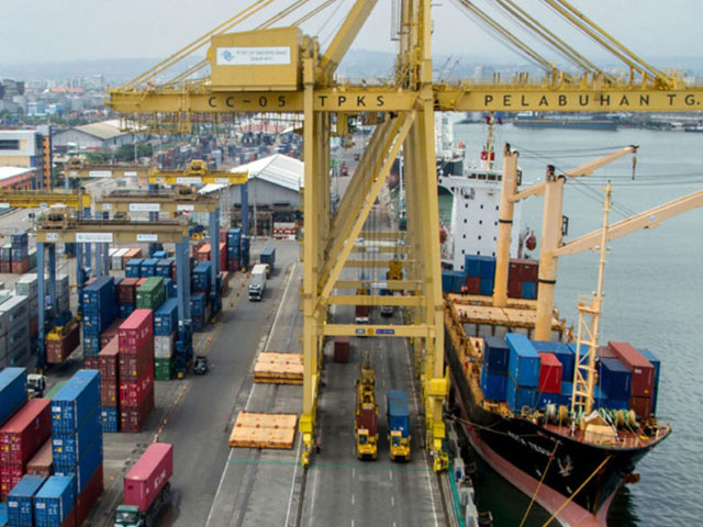 Karachi port, handling of imports and exports this year was 41.85 million tons