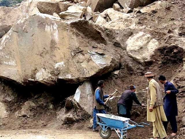 2 children killed in landslides in Swat