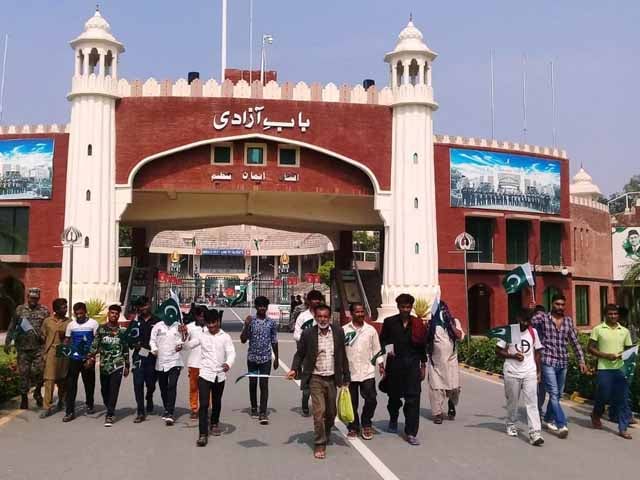 18 Pakistanis who were released from Indian jails returned home