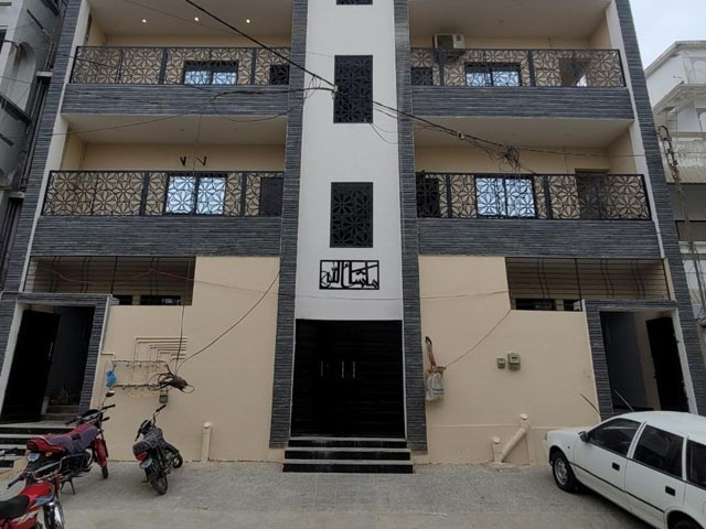 Order to immediately stop illegal constructions in Karachi Admin Society Seek progress report from Director General SBCA on next hearing