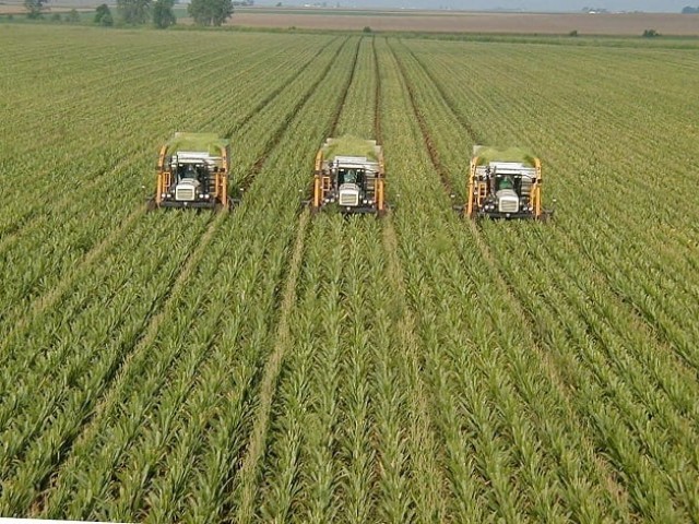 The decision to declare illegal the move to give agricultural land to the army is suspended The decision to declare illegal the move to give agricultural land to the army is suspended