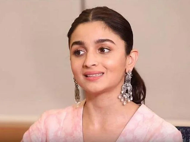 What do you want your daughter to be?  Alia Bhatt said