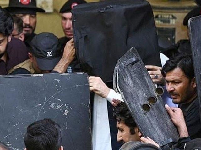 contempt case; Chairman PTI will appear before the Election Commission, charge will be filed on August 2 In the next hearing also Chairman PTI will appear in personal capacity, Member Nisar Durrani