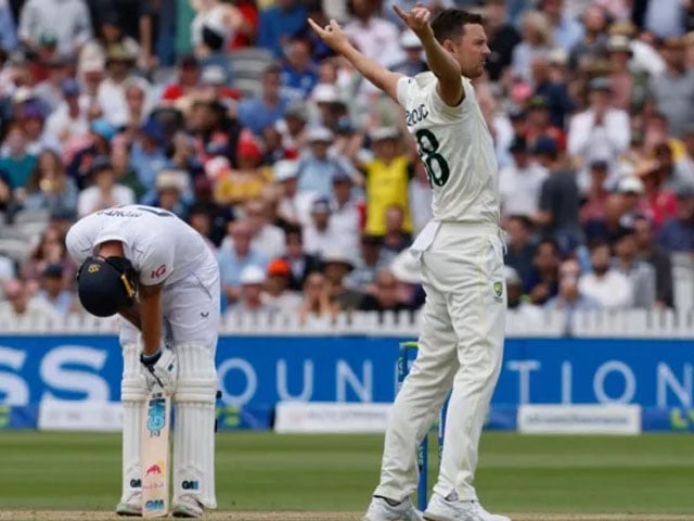 Australia defeated England in the second Test of the Ashes series