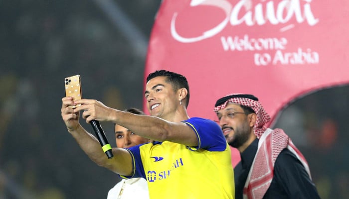 Cristiano Ronaldo will continue to play in Saudi Arabia?