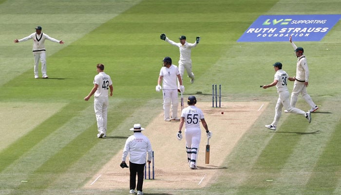 England lost in the second Test as well, Australia took a 0-2 lead