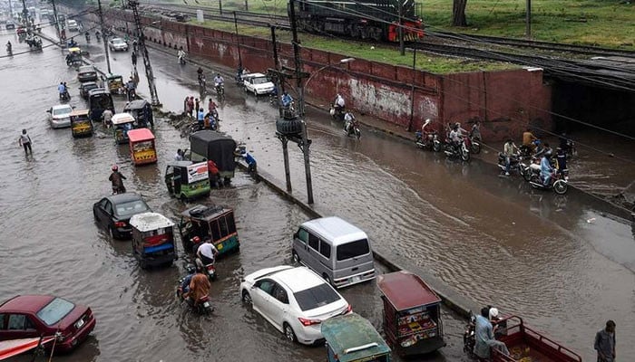 First heavy rain of monsoon in Lahore