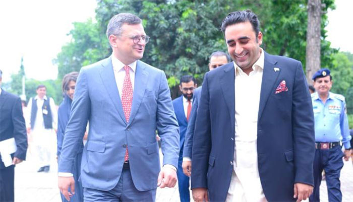 Foreign Minister of Ukraine also turned out to be fond of Pakistani food