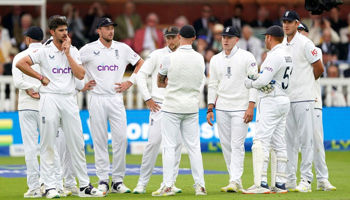 In the second Test, the England team suffered from difficulties