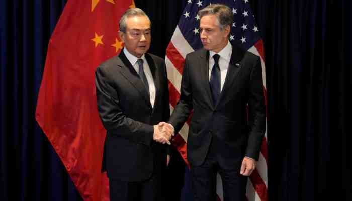 Meetings of the Chinese Foreign Minister with the American and Russian counterparts