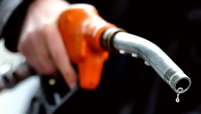 Petrol price unchanged, diesel Rs 7 and a half more expensive