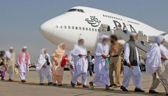 Pilgrims return home, PIA's first flights reach Lahore, Karachi