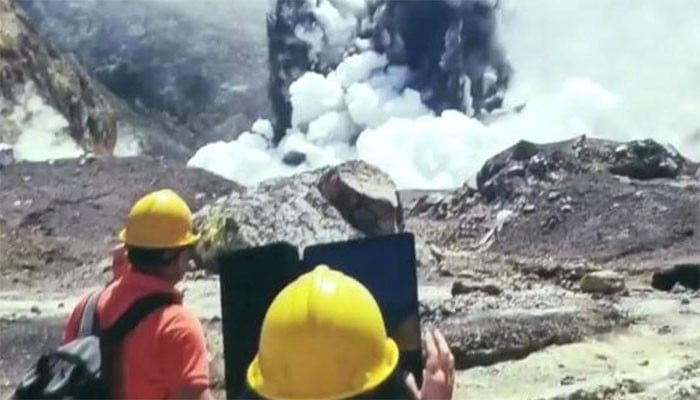 Video has surfaced of the time a volcano erupted in New Zealand, killing 22 tourists