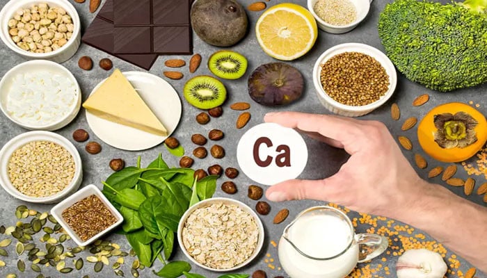 What are the 10 superfoods that correct calcium deficiency?