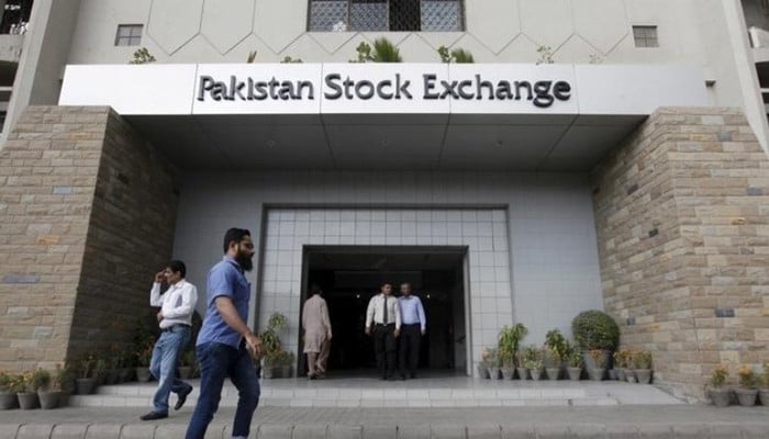 What was the situation in the stock exchange this week?