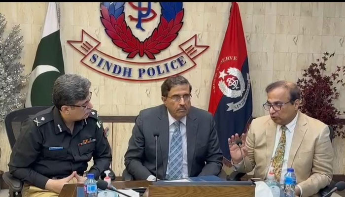 Caretaker Interior Minister and Secretary visit to Central Police Office Karachi