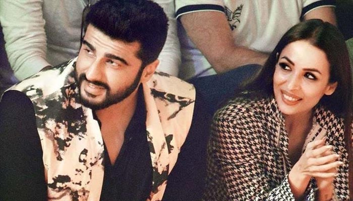 Arjun Kapoor's comment on Malaika's post, break-up rumors died?